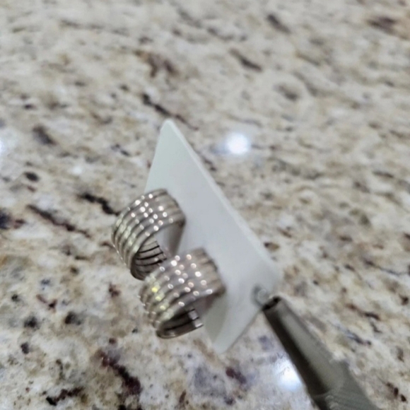 James Avery Retired Rayos Ear Posts - Picture 10 of 12